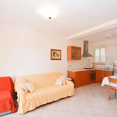 In - Istrien 11043 Apartment