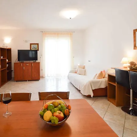In - Istrien 11043 Appartamento